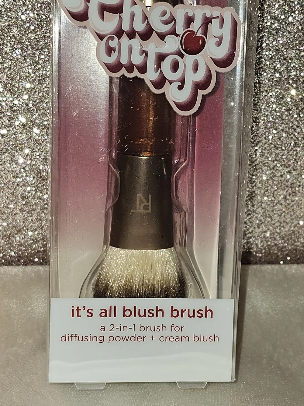 Real Techniques Cherry On Top Dual-Ended Blush Brush